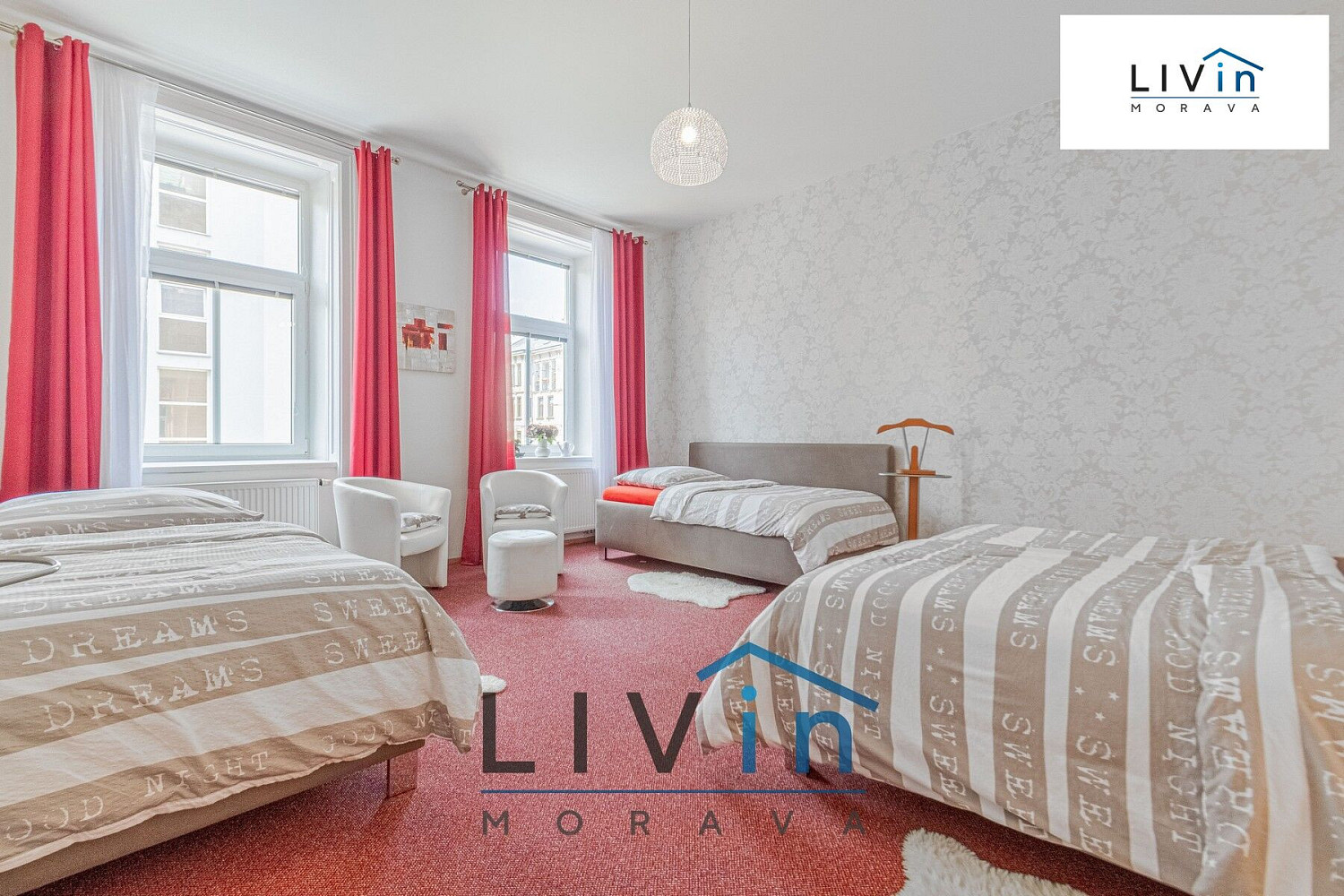 Pronájem bytu 2+kk 62 m² — photo 2