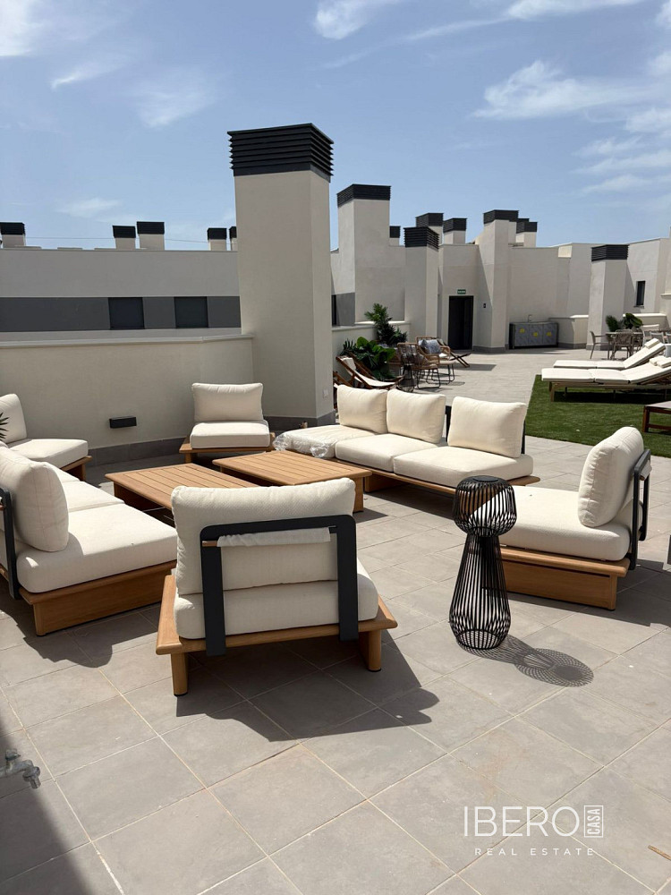 Prodej bytu 3+kk 72 m² – pohled 2