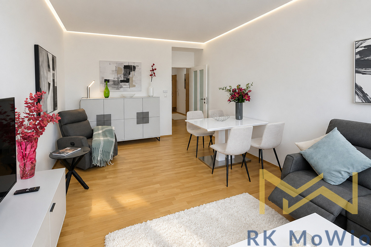 Pronájem bytu 2+1 55 m² – fotografie 5
