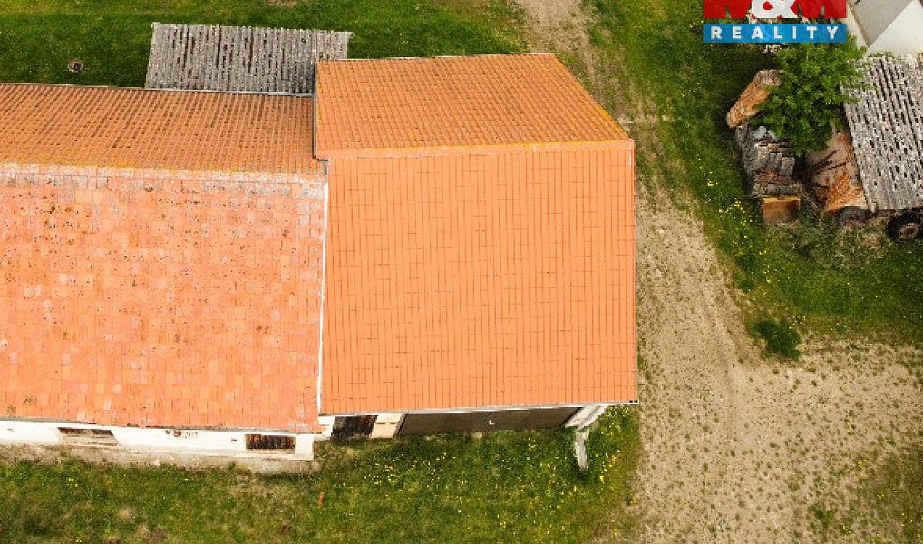 Prodej domu 350 m² s pozemkem 1 892 m², Křenice – náhled fotky 15