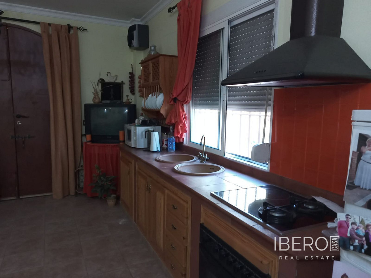Prodej domu 604 m² s pozemkem 13 529 m² — photo 4