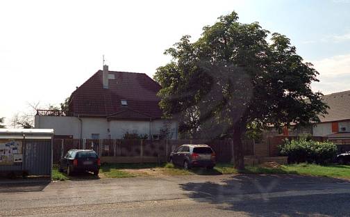 Prodej domu 166 m² s pozemkem 1 178 m²