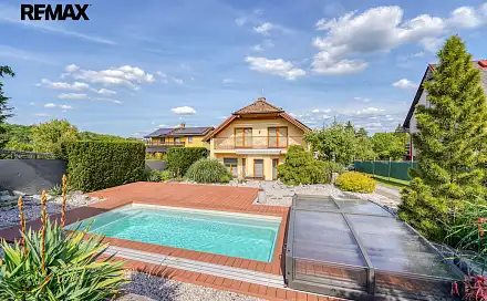 Prodej domu 200 m² s pozemkem 1 161 m², Srpnová, Plzeň - Litice