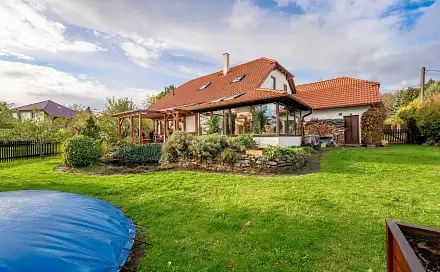 Prodej domu 198 m² s pozemkem 1 091 m², Mezihorní, Říčany, okres Brno-venkov