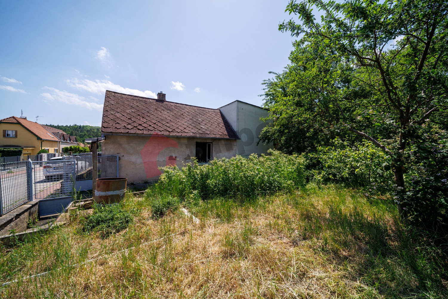 Prodej stavebního pozemku 556 m² – pohled 5