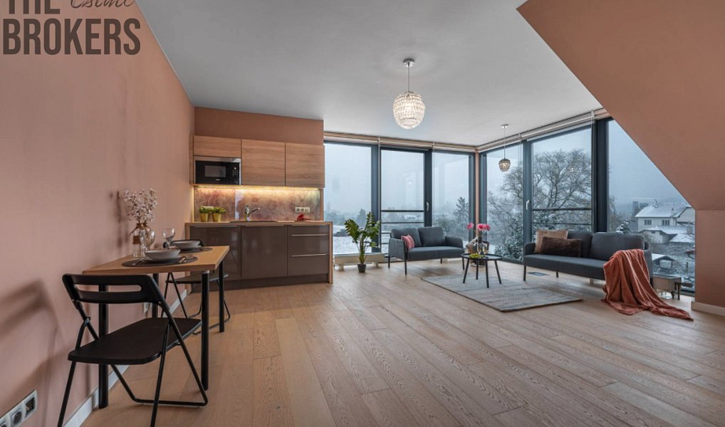 Pronájem domu 300 m² s pozemkem 858 m², Praha – náhled fotky 15