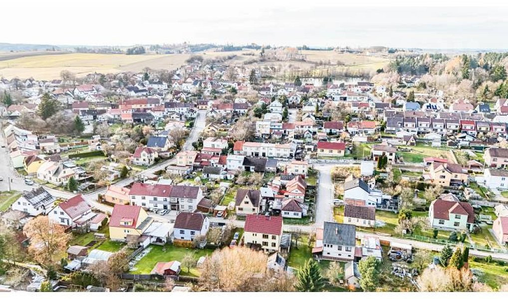 Prodej domu 220 m² s pozemkem 815 m², Studená – náhled fotky 35