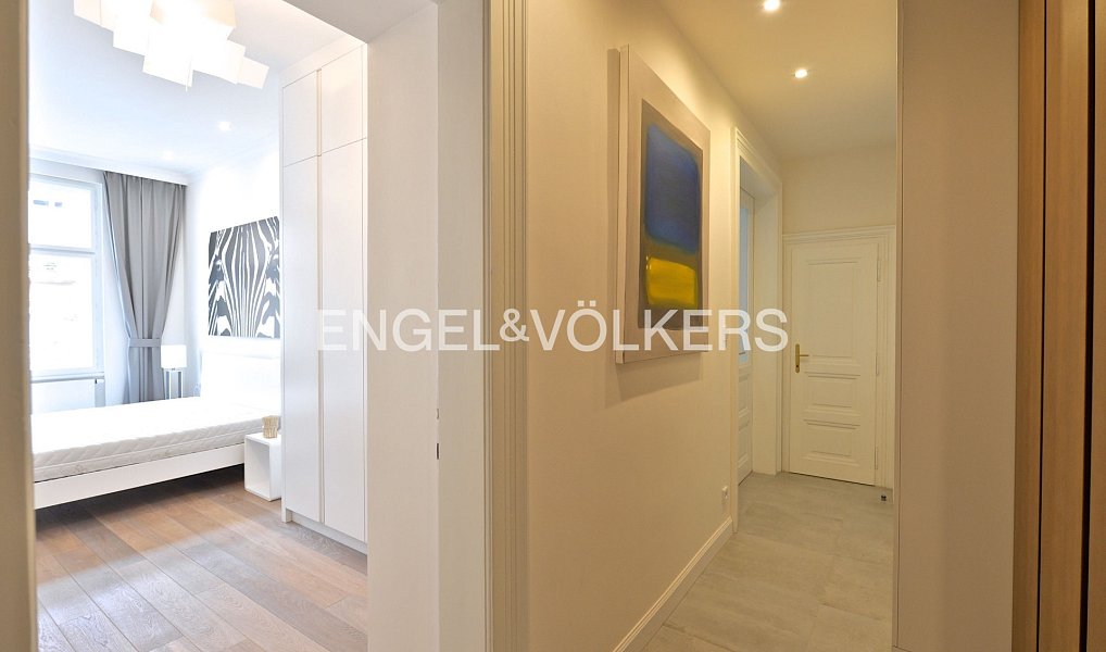 Pronájem bytu 2+kk 56 m², Praha – náhled fotky 13