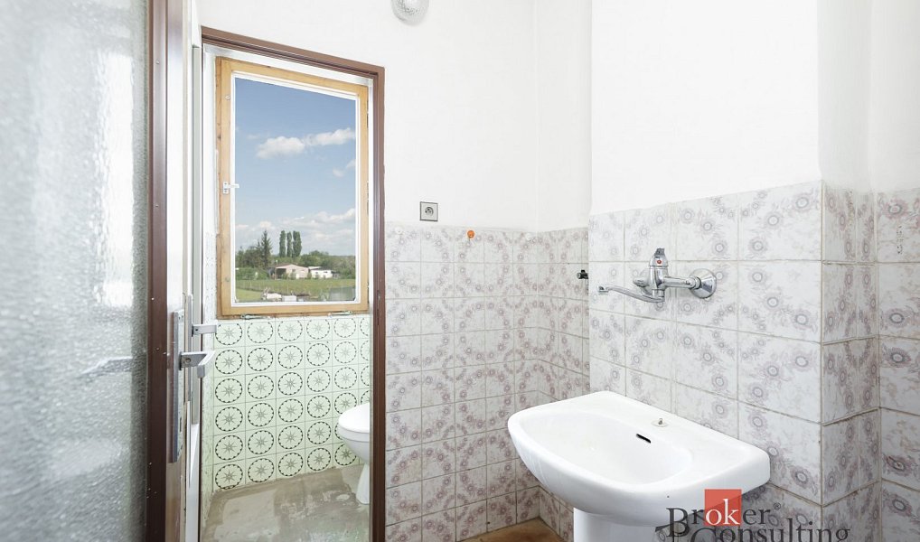 Prodej domu 142 m² s pozemkem 490 m², Dolní Bousov – náhled fotky 9