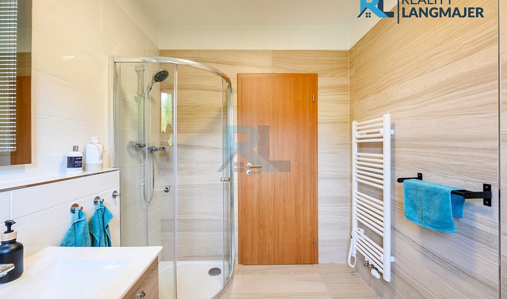 Prodej domu 183 m² s pozemkem 724 m², Plzeň – náhled fotky 18