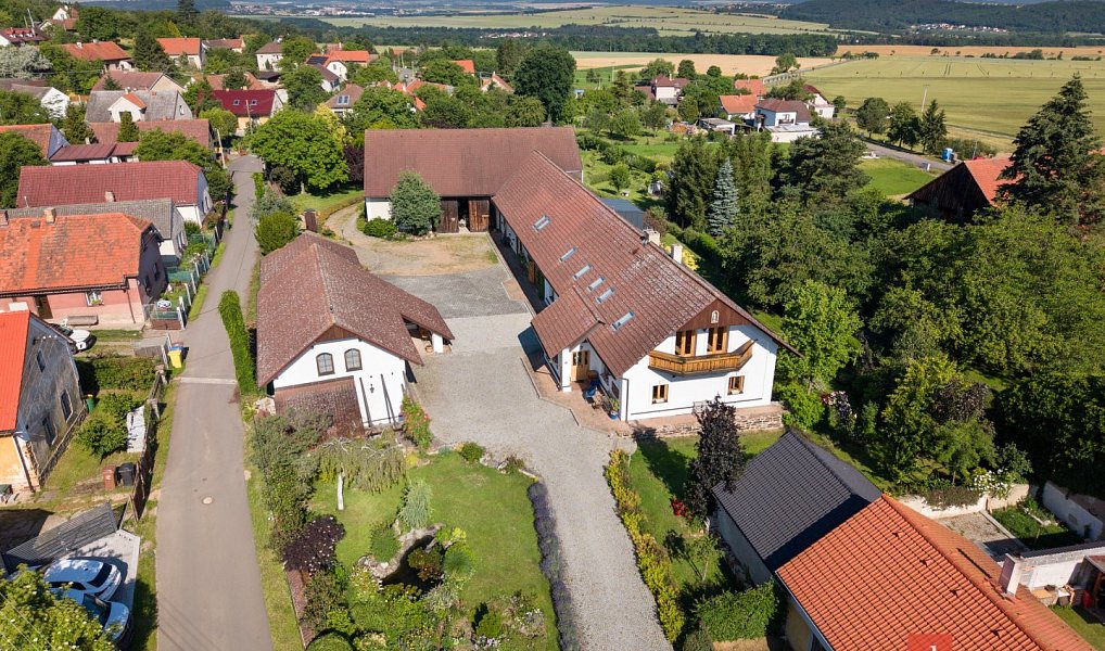 Prodej zemědělského objektu 450 m², Lhotka – náhled fotky 3