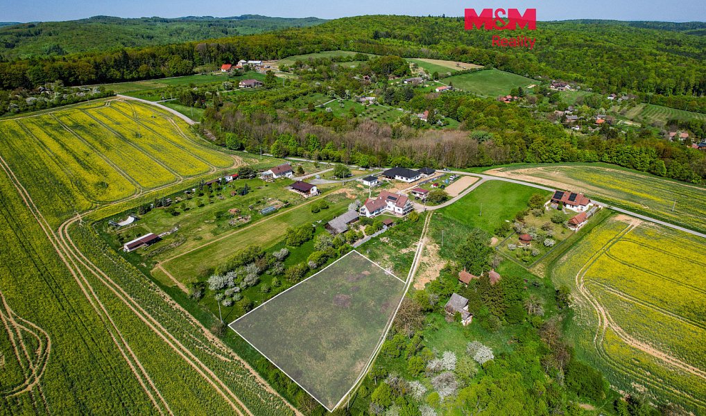 Prodej stavebního pozemku 3 259 m², Halenkovice – fotka 1 z 9