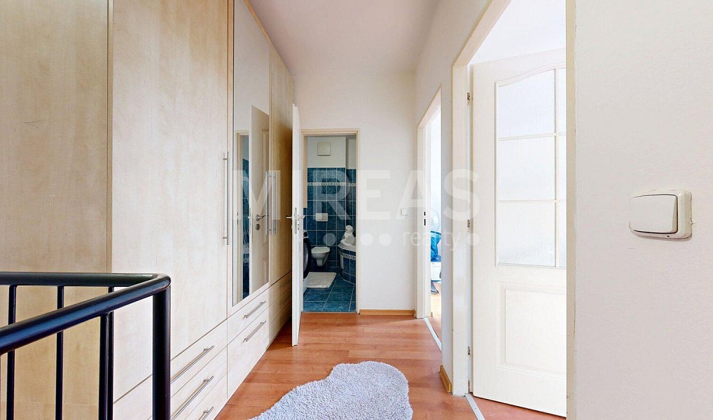 Prodej bytu 3+kk 67 m², Milovice – náhled fotky 9