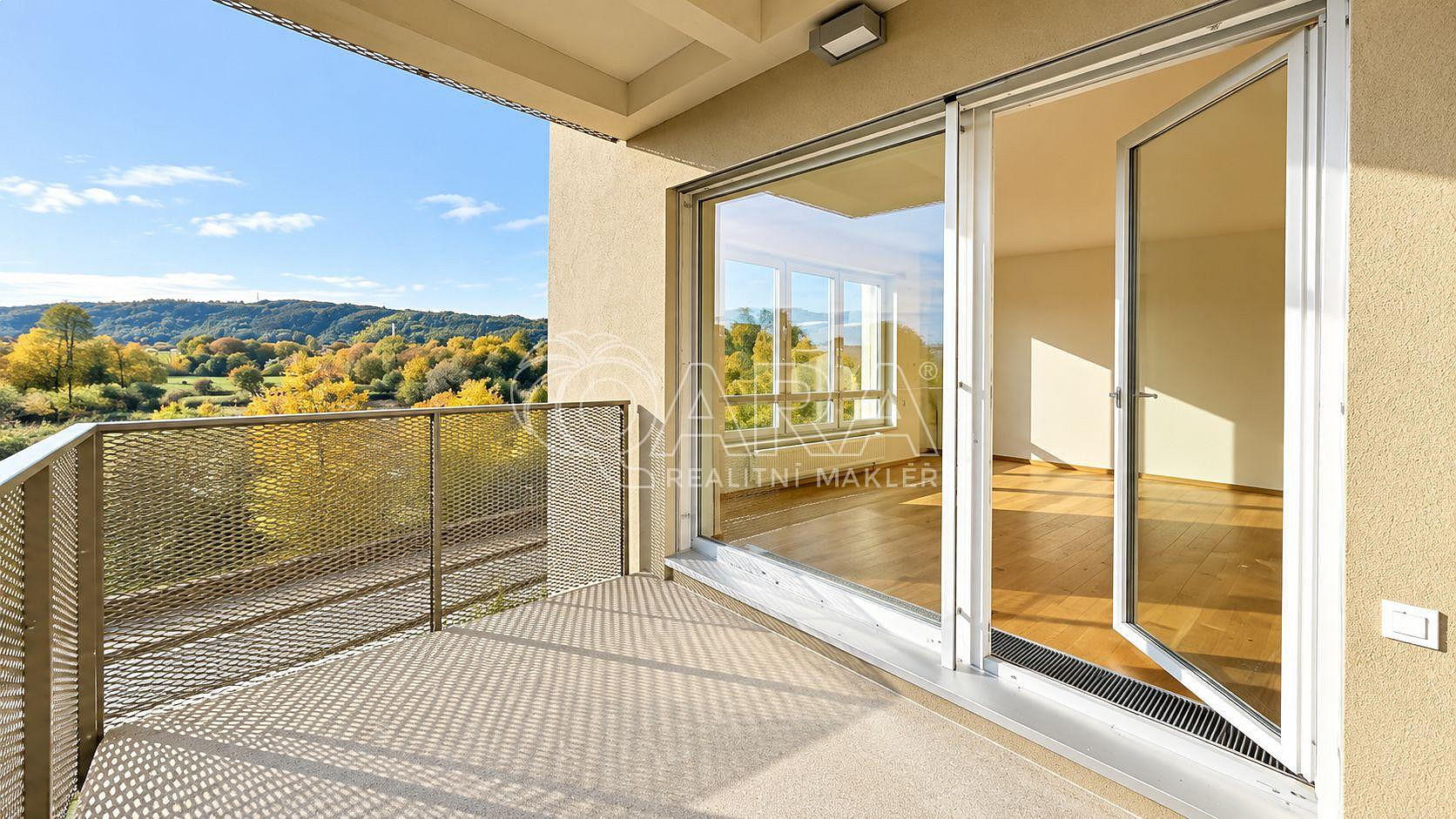 Pronájem bytu 3+kk 94 m² – fotografie 3