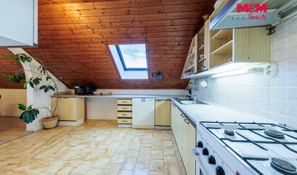 Prodej domu 330 m² s pozemkem 704 m², Karlovy Vary – náhled fotky 24
