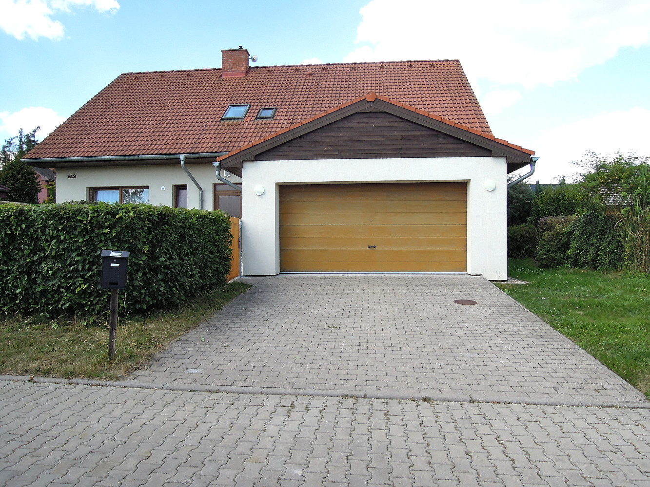Prodej domu 240 m² s pozemkem 1 007 m²
