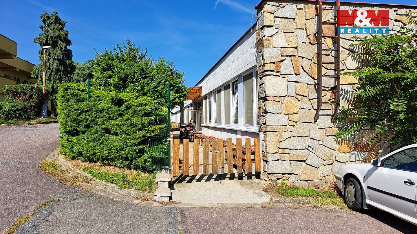 Prodej obchodních prostor 3 212 m²