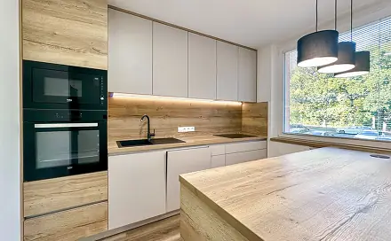 Pronájem bytu 3+1 71 m², U Lesíka, Znojmo