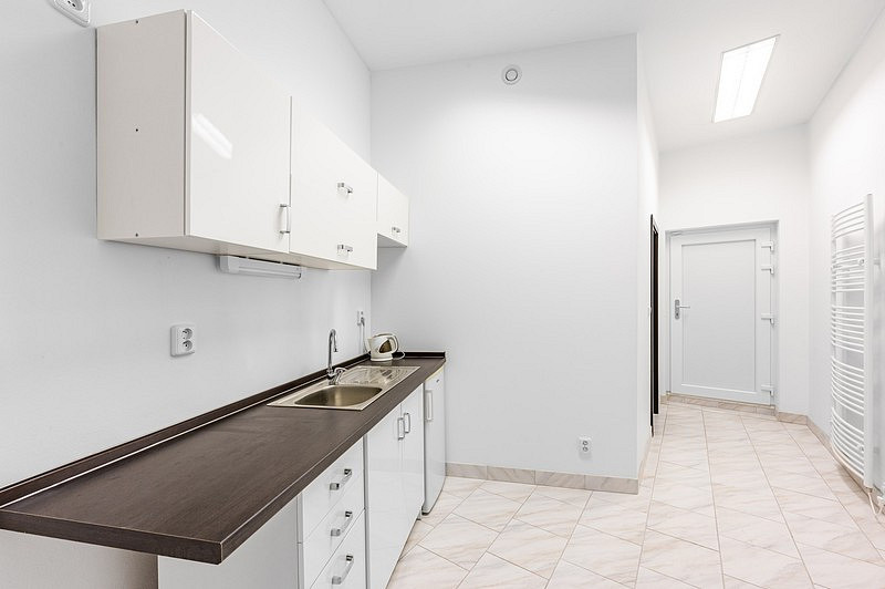 Pronájem skladovacích prostor 144 m² – fotografie 5