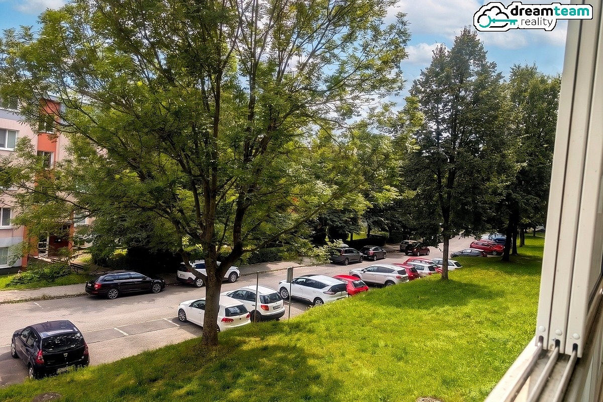 Pronájem bytu 4+kk 75 m² – fotografie 5