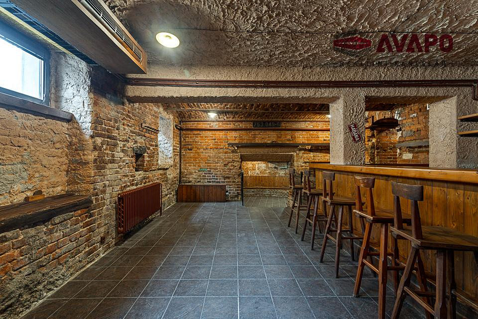 Prodej obchodních prostor 166 m² – fotografie 2