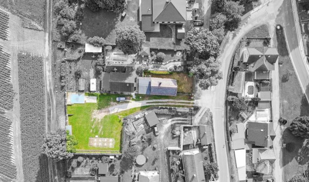 Prodej stavebního pozemku 1 209 m², Plužná – náhled fotky 2