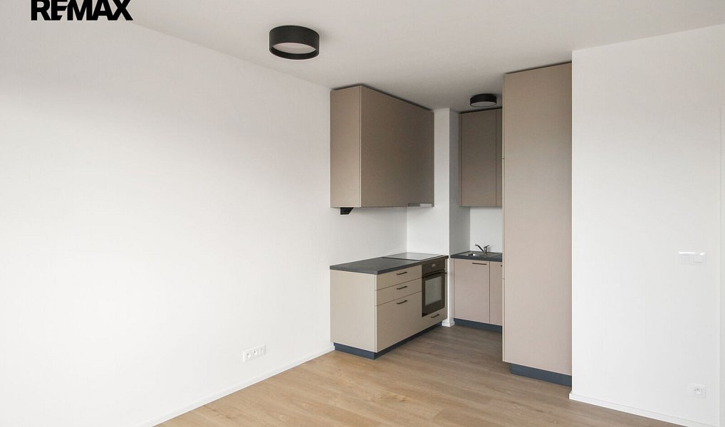 Pronájem bytu 2+kk 50 m², Praha – náhled fotky 8