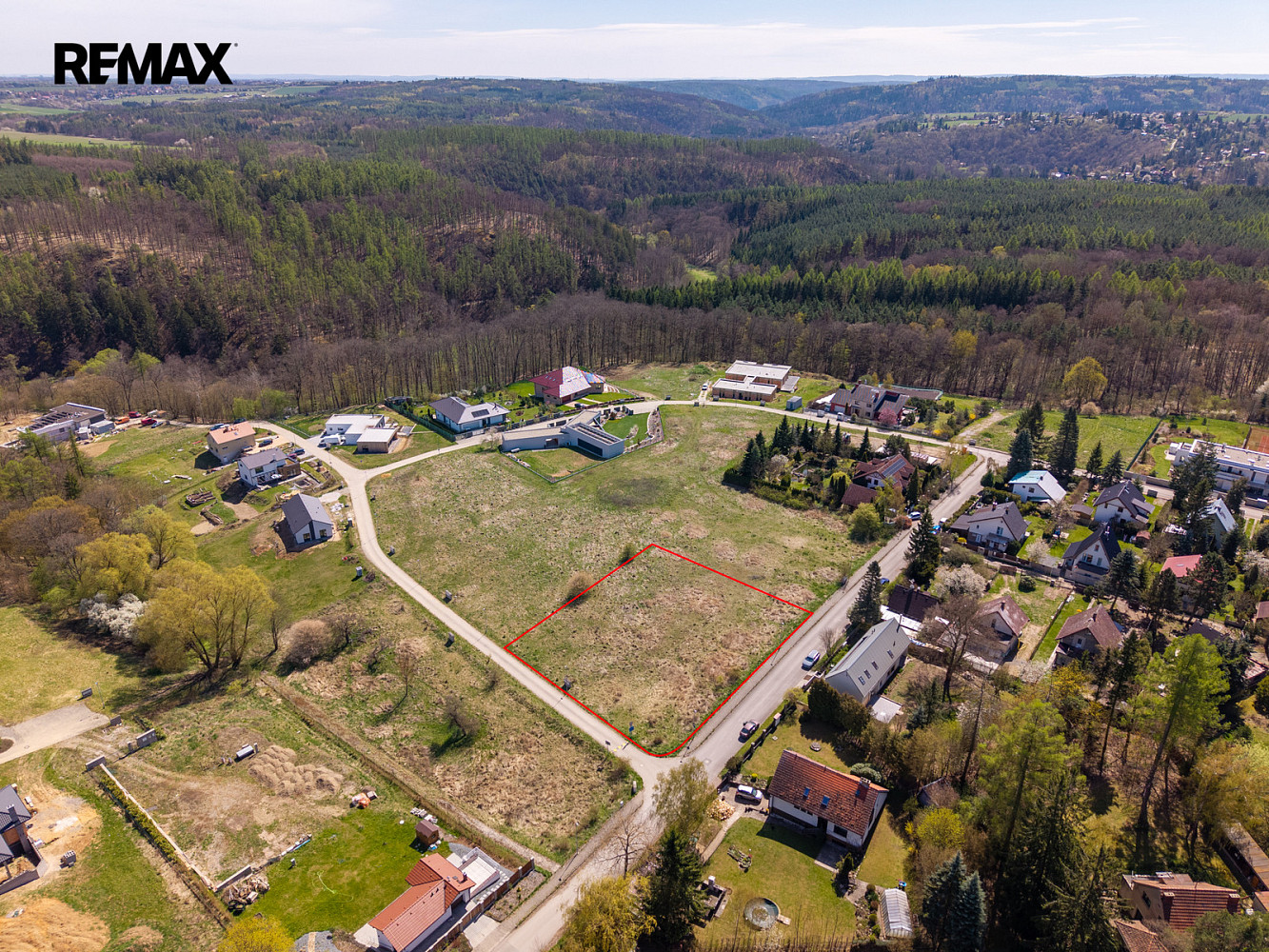Prodej stavebního pozemku 2 049 m²