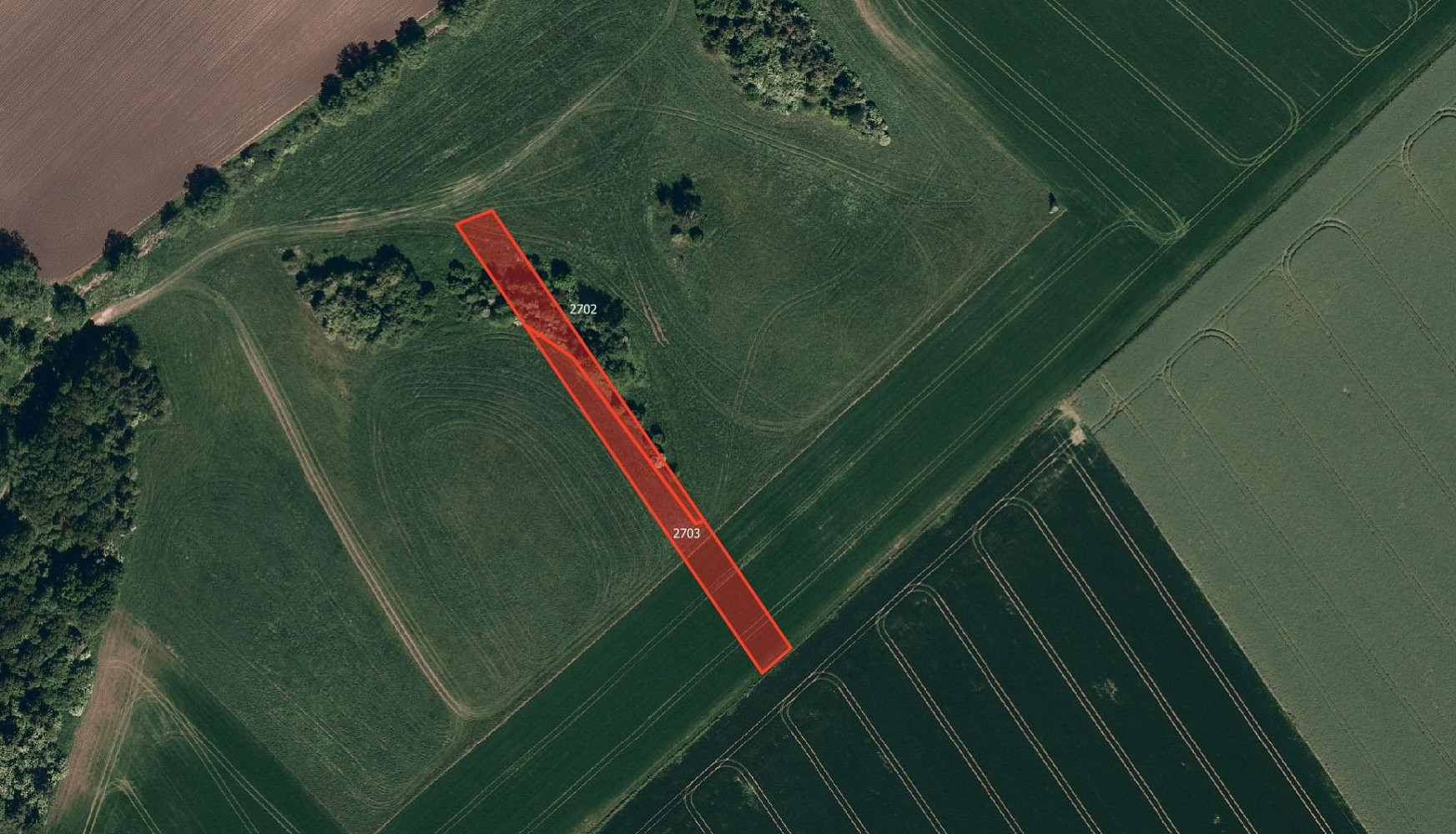 Prodej pole 2 830 m²