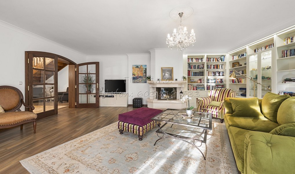 Prodej vily 458 m² s pozemkem 1 401 m², Kamenice – náhled fotky 20
