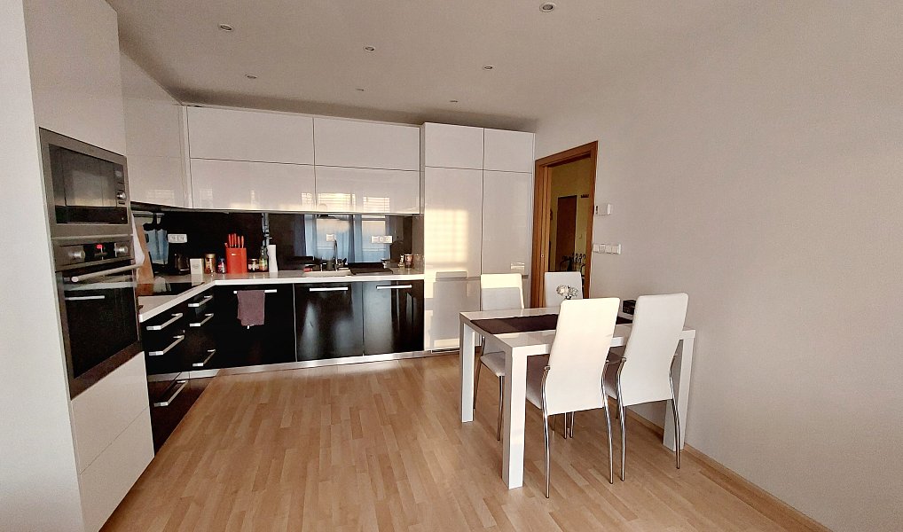 Pronájem bytu 2+kk 53 m², Brno – náhled fotky 8