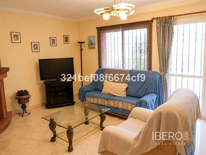 Casa 4+kk – Estepona, Barriada Islas Canarias