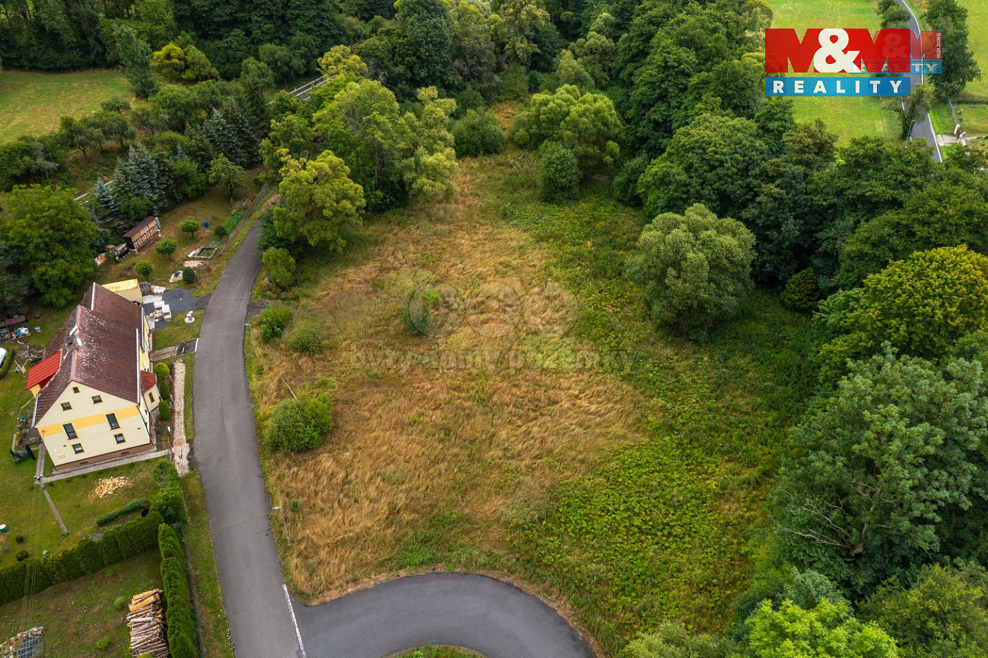Prodej stavebního pozemku 2 240 m² — photo 4