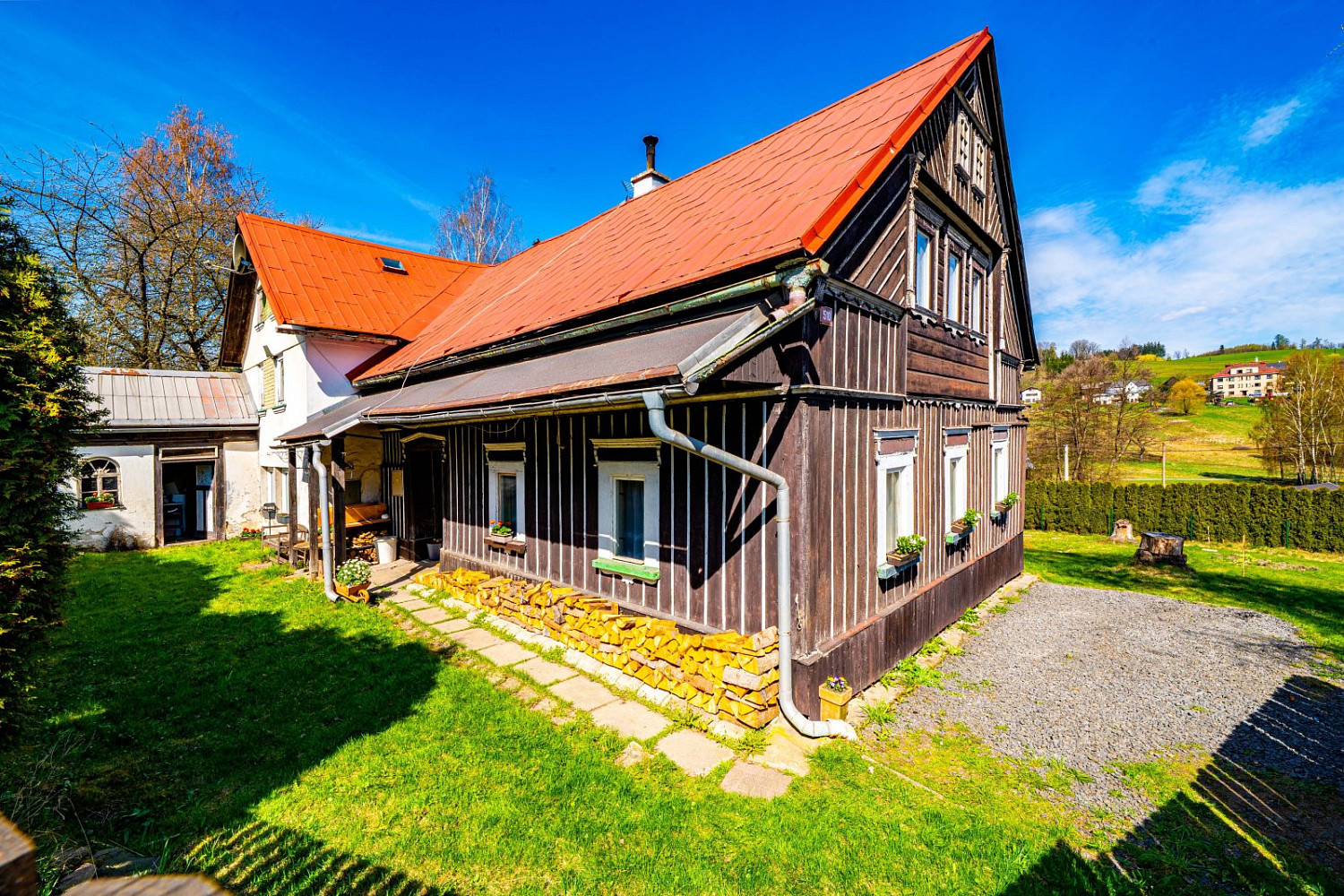 Prodej chaty/chalupy 190 m² s pozemkem 1 100 m²