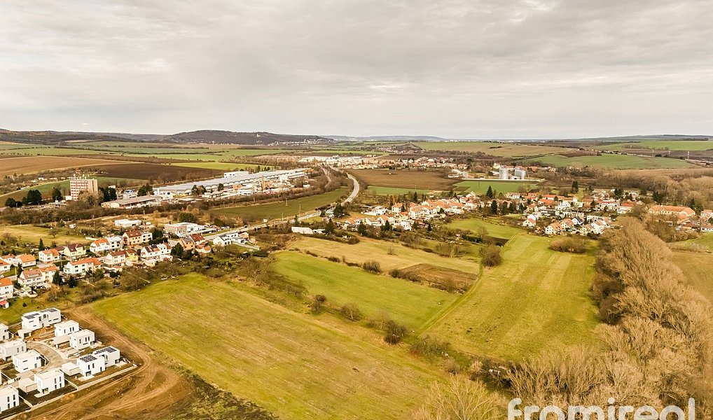 Prodej stavebního pozemku 538 m², Rousínov – náhled fotky 5