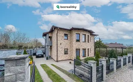 Prodej domu 172 m² s pozemkem 617 m², Pod Hájem, Přezletice, okres Praha-východ