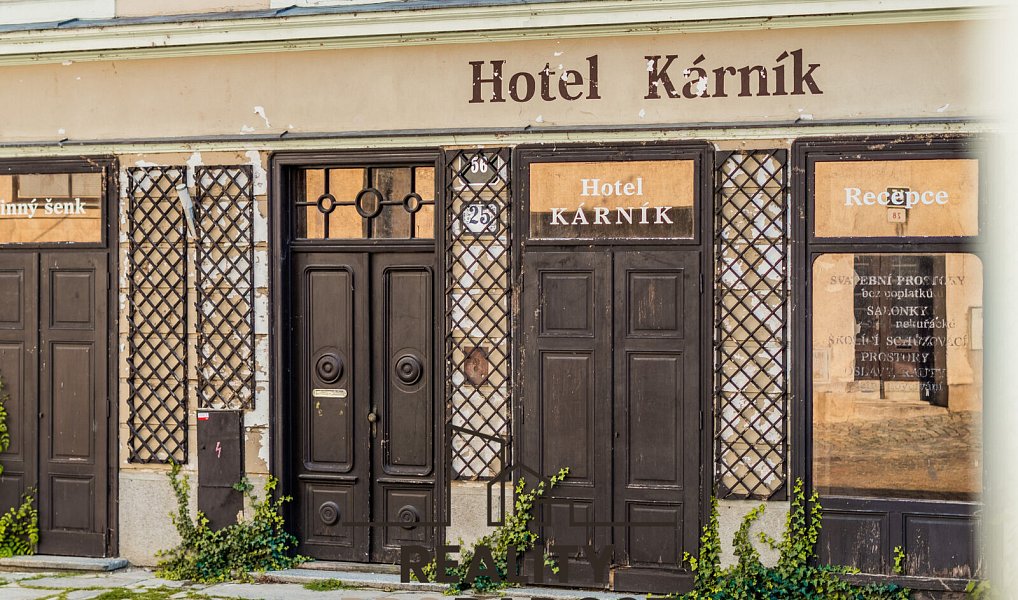 Prodej ubytovacího objektu 1 200 m², Znojmo – náhled fotky 31