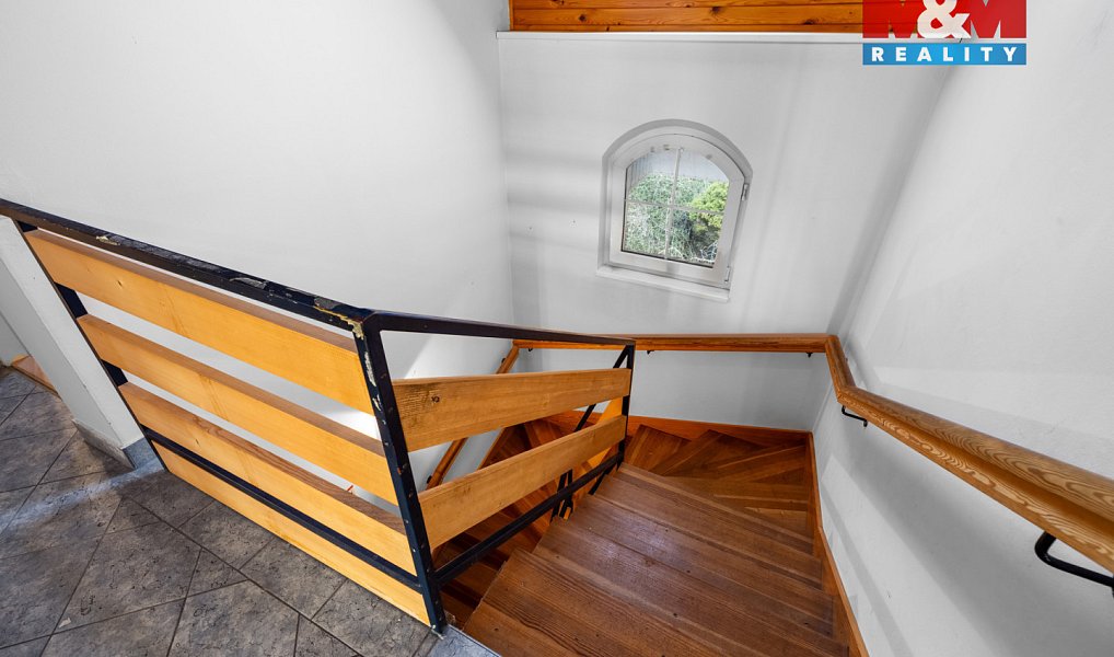 Prodej domu 280 m² s pozemkem 1 065 m², Vodochody – náhled fotky 19