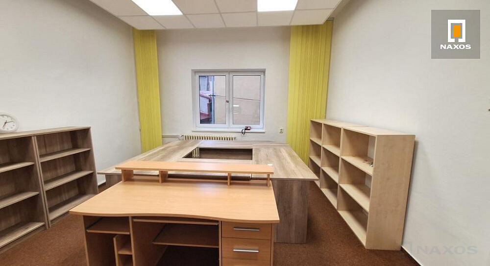 Pronájem kanceláře 78 m² – fotografie 3