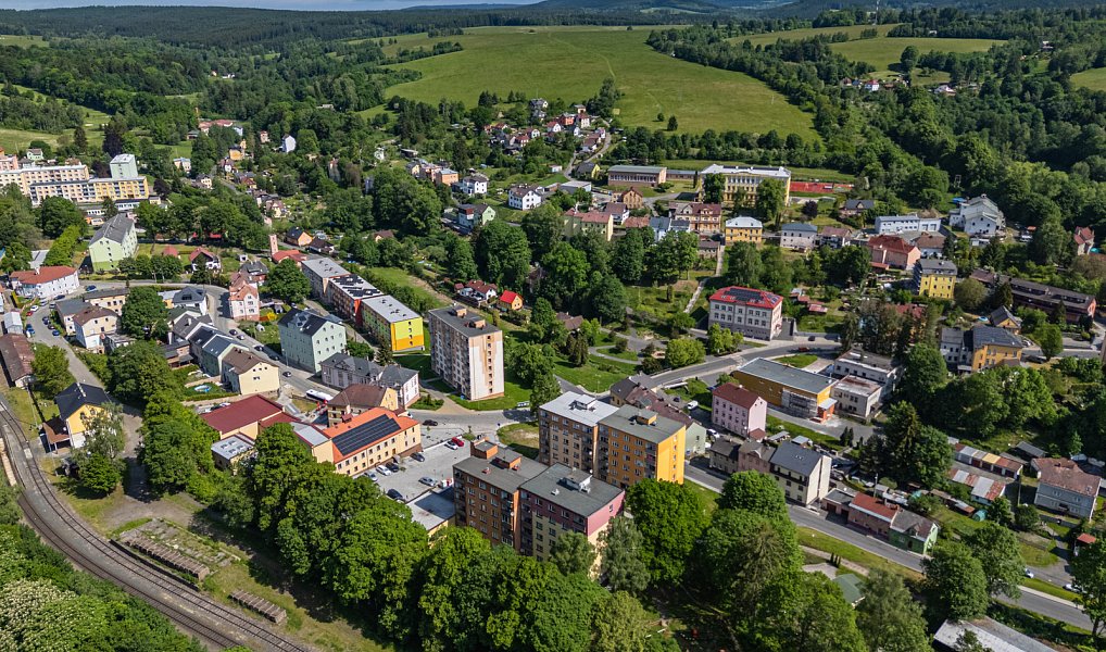 Prodej bytu 3+1 82 m², Luby – náhled fotky 32