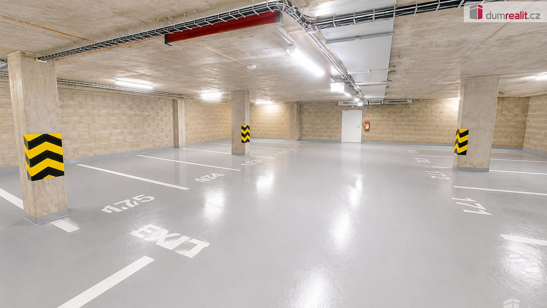 Parkovací stání, 13 m2, Praha 9 - Vysočany