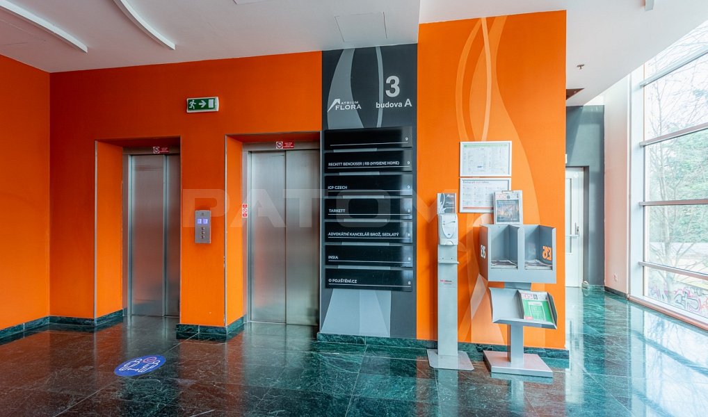 Pronájem kanceláře 1 092 m², Praha – náhled fotky 10