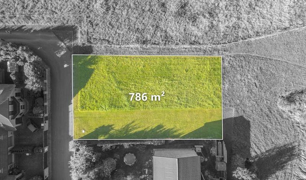 Prodej stavebního pozemku 786 m², Svojetice – náhled fotky 4