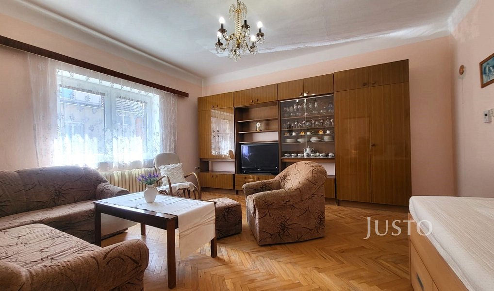 Prodej domu 231 m² s pozemkem 335 m², Písek – náhled fotky 21