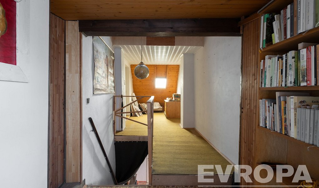 Prodej domu 200 m² s pozemkem 359 m², Vrchlabí – náhled fotky 15