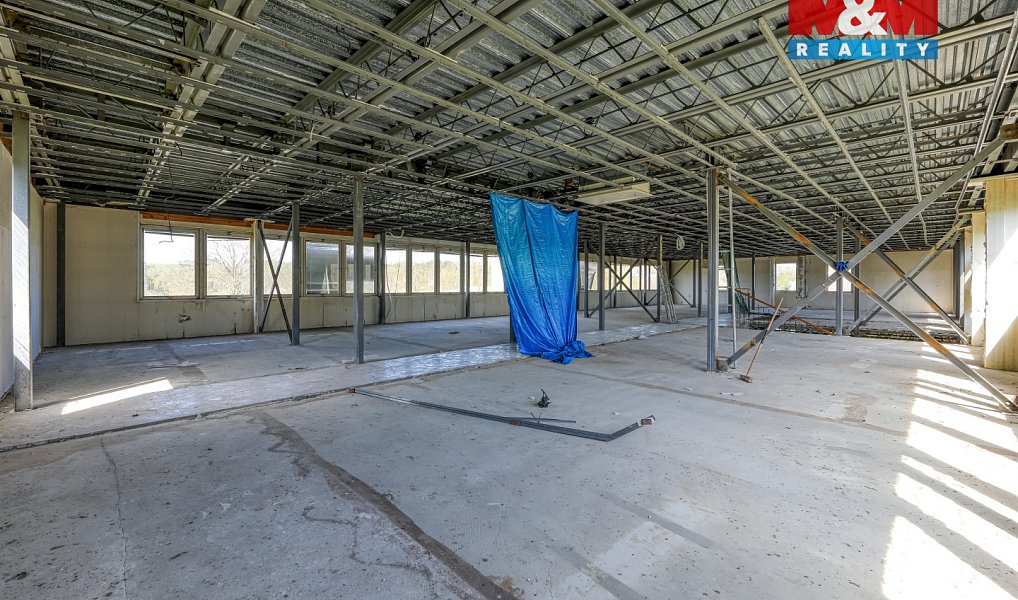 Pronájem obchodních prostor 700 m², Stříbro – náhled fotky 14