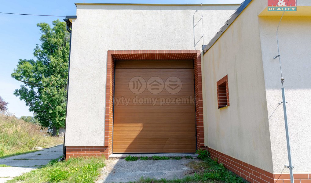 Prodej domu 2 000 m² s pozemkem 2 523 m², Valšov – náhled fotky 14