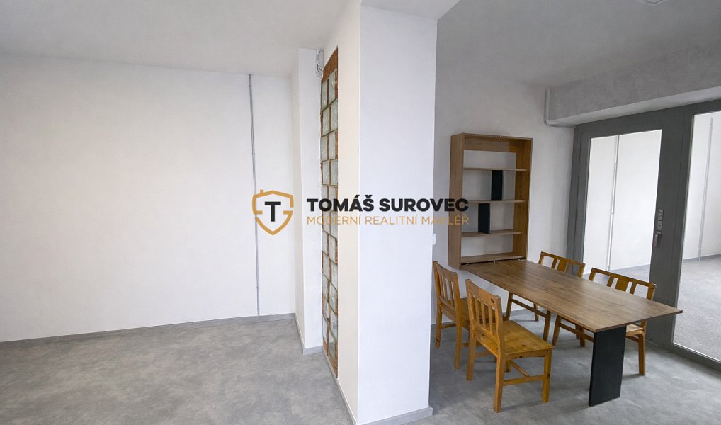 Pronájem kanceláře 64 m², Valašské Klobouky – náhled fotky 4