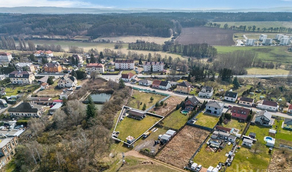 Prodej stavebního pozemku 1 453 m², Zbůch – náhled fotky 4