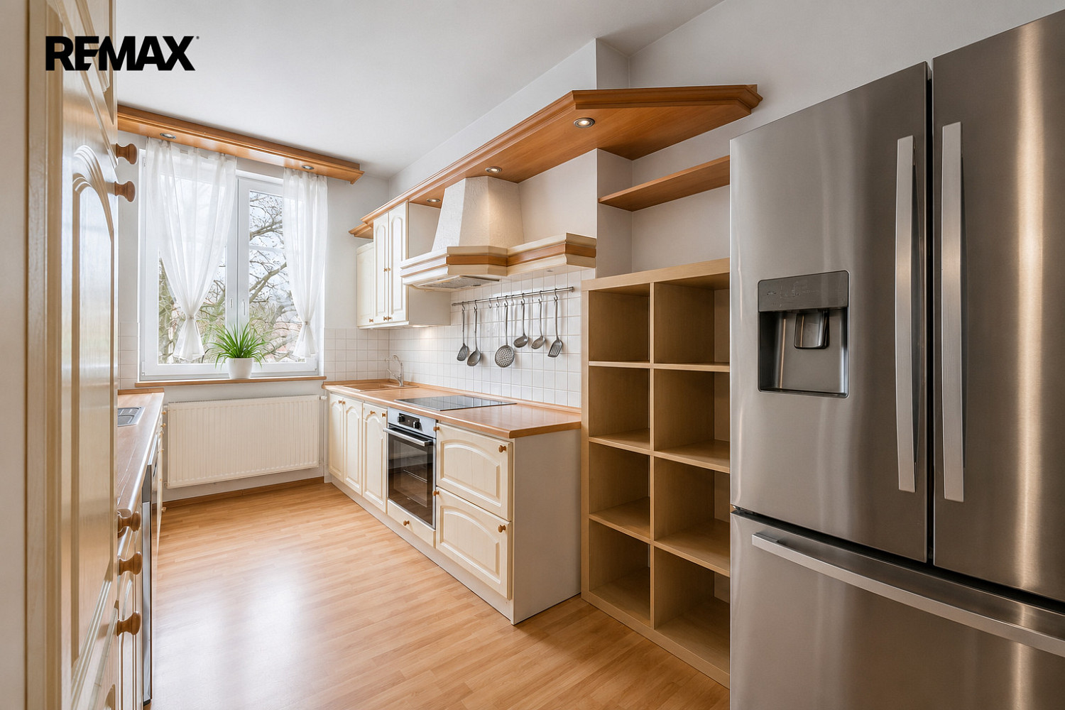 Pronájem bytu 4+1 135 m² — photo 4